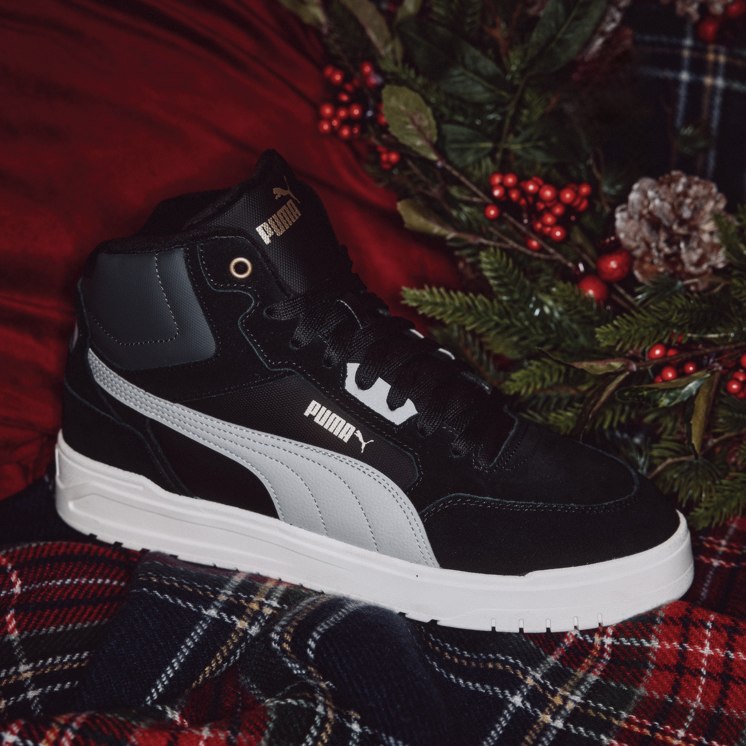 Скидки в AMAZING RED 30% на все